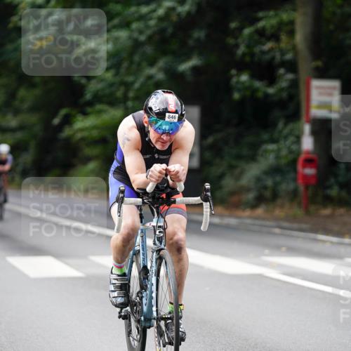 14.09.2025 - Stadtparktriathlon Michael Burmester http://msf.ph/oto/8912090 14.09.2025 11:26:33 Radfahren 846, 902, 911, 926, 931, 934, 942, 961, 976, 1015 meine-sportfotos.de