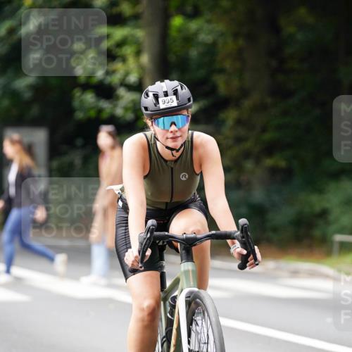 14.09.2025 - Stadtparktriathlon Michael Burmester http://msf.ph/oto/8912116 14.09.2025 11:26:58 Radfahren 868, 898, 932, 969, 985, 995 meine-sportfotos.de