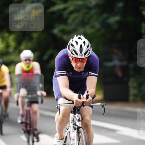 14.09.2025 - Stadtparktriathlon Michael Burmester http://msf.ph/oto/8912134 14.09.2025 11:27:40 Radfahren 841, 859, 889, 917, 944, 990, 1016, 1020 meine-sportfotos.de