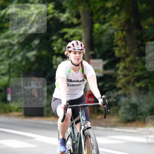 14.09.2025 - Stadtparktriathlon Michael Burmester http://msf.ph/oto/8912224 14.09.2025 11:30:28 Radfahren 822, 855, 927, 952, 960, 963 meine-sportfotos.de