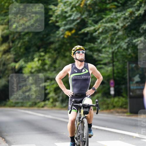 14.09.2025 - Stadtparktriathlon Michael Burmester http://msf.ph/oto/8912233 14.09.2025 11:30:39 Radfahren 822, 829, 850, 855, 952, 960, 1014 meine-sportfotos.de