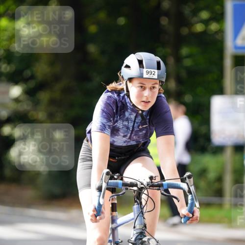 14.09.2025 - Stadtparktriathlon Michael Burmester http://msf.ph/oto/8912343 14.09.2025 11:33:19 Radfahren 824, 946, 980, 992, 1005, 1011, 1067 meine-sportfotos.de