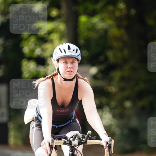 14.09.2025 - Stadtparktriathlon Michael Burmester http://msf.ph/oto/8912377 14.09.2025 11:34:15 Radfahren 935, 1000 meine-sportfotos.de