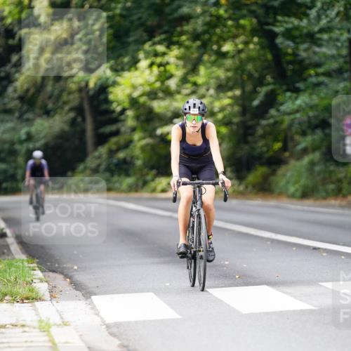 14.09.2025 - Stadtparktriathlon Michael Burmester http://msf.ph/oto/8912389 14.09.2025 11:34:40 Radfahren 902, 976, 993, 1035 meine-sportfotos.de