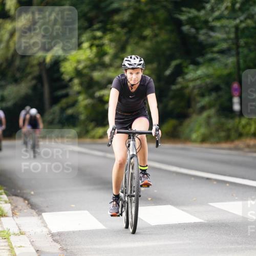 14.09.2025 - Stadtparktriathlon Michael Burmester http://msf.ph/oto/8912403 14.09.2025 11:35:08 Radfahren 868, 924, 961, 985, 1012, 1103 meine-sportfotos.de