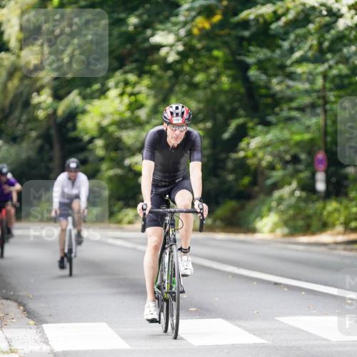 14.09.2025 - Stadtparktriathlon Michael Burmester http://msf.ph/oto/8912458 14.09.2025 11:36:38 Radfahren 916, 938, 973, 982, 989, 1018, 1101, 1112 meine-sportfotos.de