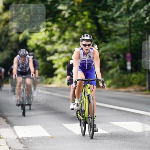 14.09.2025 - Stadtparktriathlon Michael Burmester http://msf.ph/oto/8912508 14.09.2025 11:37:58 Radfahren 963, 987, 1026, 1033, 1064, 1080, 1102 meine-sportfotos.de