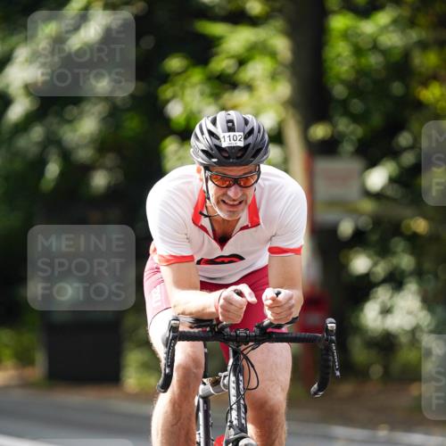 14.09.2025 - Stadtparktriathlon Michael Burmester http://msf.ph/oto/8912516 14.09.2025 11:38:06 Radfahren 891, 1033, 1064, 1065, 1080, 1102 meine-sportfotos.de