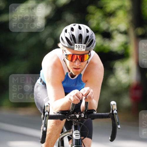 14.09.2025 - Stadtparktriathlon Michael Burmester http://msf.ph/oto/8912534 14.09.2025 11:38:36 Radfahren 828, 943, 955, 1046, 1078 meine-sportfotos.de