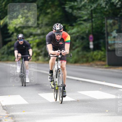 14.09.2025 - Stadtparktriathlon Michael Burmester http://msf.ph/oto/8912544 14.09.2025 11:38:56 Radfahren 855, 998, 1019, 1025, 1086, 1099 meine-sportfotos.de