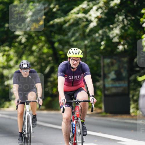 14.09.2025 - Stadtparktriathlon Michael Burmester http://msf.ph/oto/8912568 14.09.2025 11:39:26 Radfahren 927, 940, 960, 1031, 1058, 1073, 1087, 1110 meine-sportfotos.de