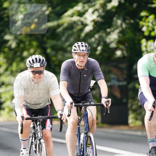 14.09.2025 - Stadtparktriathlon Michael Burmester http://msf.ph/oto/8912574 14.09.2025 11:39:32 Radfahren 940, 960, 1031, 1058, 1073, 1088, 1110, 1120 meine-sportfotos.de