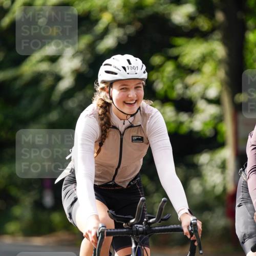 14.09.2025 - Stadtparktriathlon Michael Burmester http://msf.ph/oto/8912615 14.09.2025 11:40:19 Radfahren 968, 972, 1001, 1002, 1049, 1069 meine-sportfotos.de