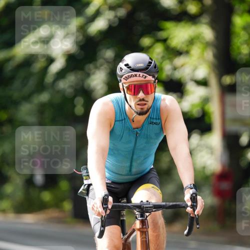 14.09.2025 - Stadtparktriathlon Michael Burmester http://msf.ph/oto/8912621 14.09.2025 11:40:24 Radfahren 968, 972, 1001, 1002, 1049, 1069 meine-sportfotos.de