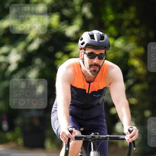 14.09.2025 - Stadtparktriathlon Michael Burmester http://msf.ph/oto/8912645 14.09.2025 11:40:58 Radfahren 958, 992, 1006, 1071, 1098 meine-sportfotos.de