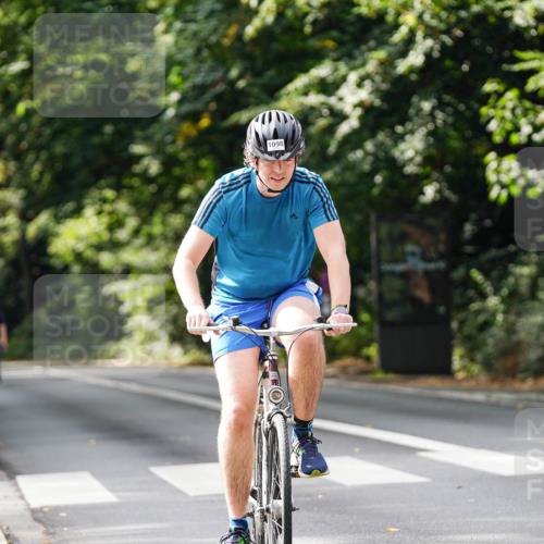 14.09.2025 - Stadtparktriathlon Michael Burmester http://msf.ph/oto/8912646 14.09.2025 11:40:59 Radfahren 958, 992, 1006, 1071, 1098 meine-sportfotos.de