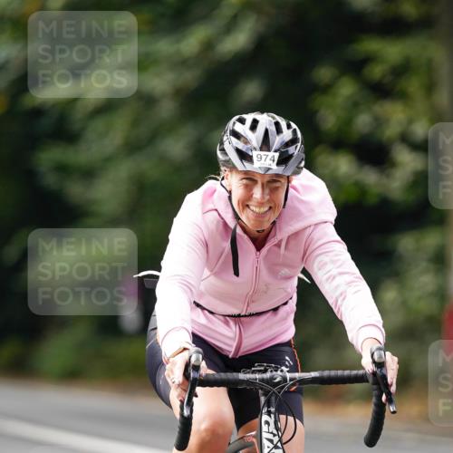 14.09.2025 - Stadtparktriathlon Michael Burmester http://msf.ph/oto/8912680 14.09.2025 11:41:52 Radfahren 970, 974, 1015, 1041, 1068 meine-sportfotos.de