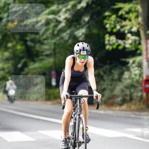 14.09.2025 - Stadtparktriathlon Michael Burmester http://msf.ph/oto/8912717 14.09.2025 11:42:36 Radfahren 993, 997, 1005, 1011, 1023, 1066, 1076, 1092, 1103, 1113 meine-sportfotos.de
