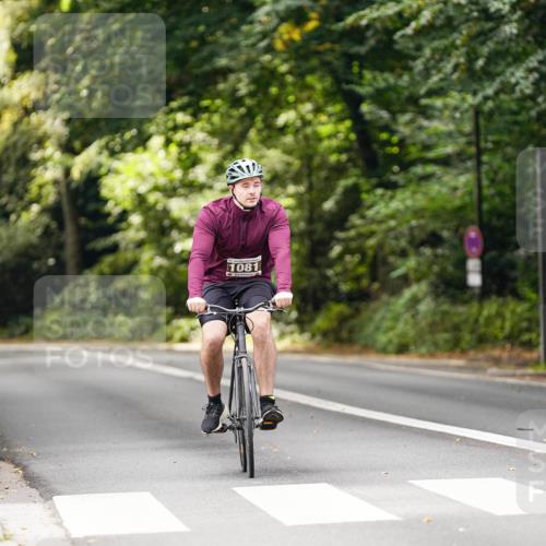 14.09.2025 - Stadtparktriathlon Michael Burmester http://msf.ph/oto/8912779 14.09.2025 11:43:50 Radfahren 932, 1081, 1097, 1112 meine-sportfotos.de