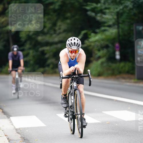 14.09.2025 - Stadtparktriathlon Michael Burmester http://msf.ph/oto/8912844 14.09.2025 11:45:26 Radfahren 1033, 1039, 1064, 1078 meine-sportfotos.de