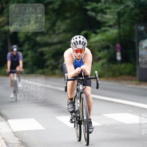 14.09.2025 - Stadtparktriathlon Michael Burmester http://msf.ph/oto/8912845 14.09.2025 11:45:26 Radfahren 1033, 1039, 1064, 1078 meine-sportfotos.de