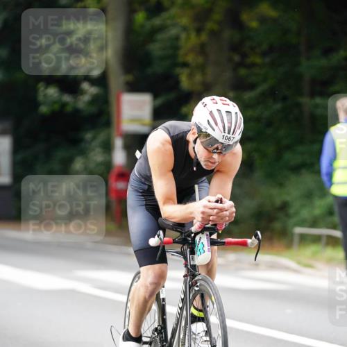 14.09.2025 - Stadtparktriathlon Michael Burmester http://msf.ph/oto/8912873 14.09.2025 11:46:13 Radfahren 1046, 1067, 1096, 1099 meine-sportfotos.de