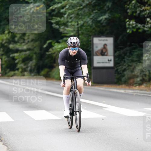 14.09.2025 - Stadtparktriathlon Michael Burmester http://msf.ph/oto/8912874 14.09.2025 11:46:16 Radfahren 943, 1046, 1067, 1096, 1099 meine-sportfotos.de