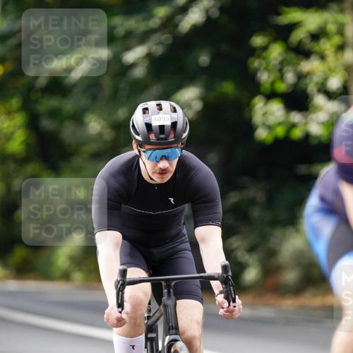 14.09.2025 - Stadtparktriathlon Michael Burmester http://msf.ph/oto/8913217 14.09.2025 11:53:52 Radfahren 995, 1031, 1046, 1069, 1086, 1099 meine-sportfotos.de