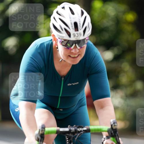14.09.2025 - Stadtparktriathlon Michael Burmester http://msf.ph/oto/8913264 14.09.2025 11:55:00 Radfahren 939, 1035, 1073, 1095, 1162 meine-sportfotos.de
