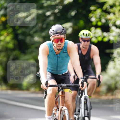 14.09.2025 - Stadtparktriathlon Michael Burmester http://msf.ph/oto/8913284 14.09.2025 11:55:38 Radfahren 955, 1049, 1072, 1091, 1092, 1116, 1164, 1168, 1173, 1186, 1194 meine-sportfotos.de