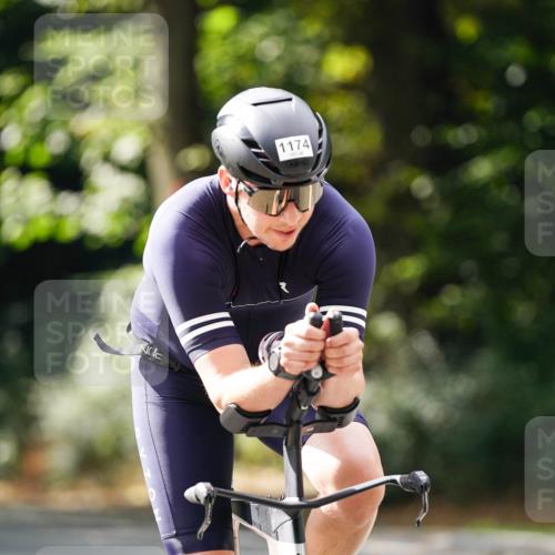 14.09.2025 - Stadtparktriathlon Michael Burmester http://msf.ph/oto/8913296 14.09.2025 11:55:49 Radfahren 984, 998, 1056, 1173, 1174, 1194 meine-sportfotos.de