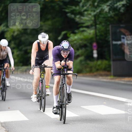 14.09.2025 - Stadtparktriathlon Michael Burmester http://msf.ph/oto/8913401 14.09.2025 11:58:07 Radfahren 1001, 1043, 1080 meine-sportfotos.de