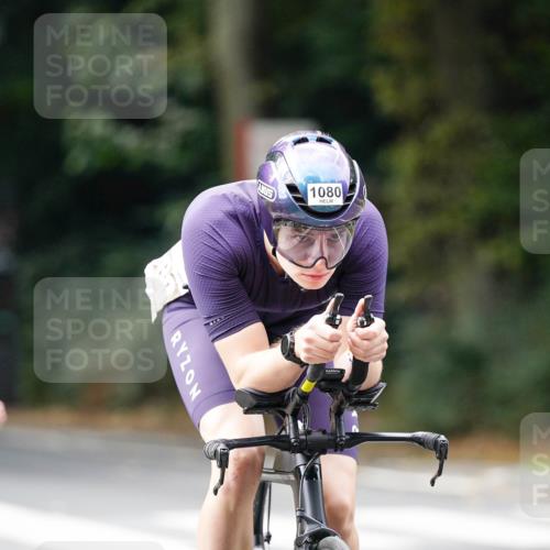 14.09.2025 - Stadtparktriathlon Michael Burmester http://msf.ph/oto/8913404 14.09.2025 11:58:09 Radfahren 1001, 1002, 1040, 1043, 1080, 1112 meine-sportfotos.de