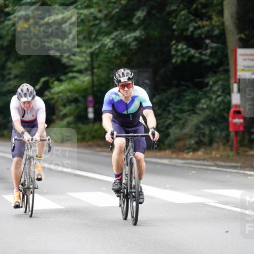 14.09.2025 - Stadtparktriathlon Michael Burmester http://msf.ph/oto/8913434 14.09.2025 11:58:39 Radfahren 972, 1059, 1066, 1097, 1102, 1128, 1156, 1193 meine-sportfotos.de