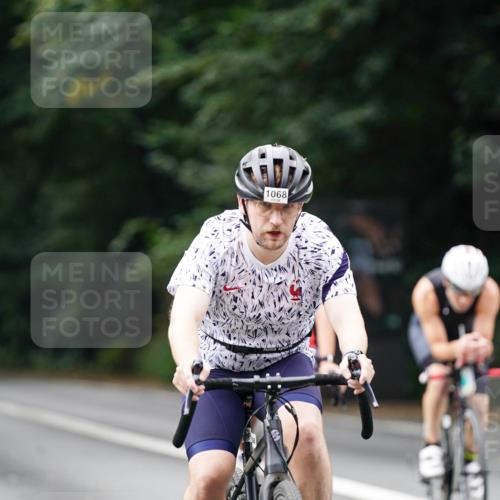 14.09.2025 - Stadtparktriathlon Michael Burmester http://msf.ph/oto/8913453 14.09.2025 11:58:59 Radfahren 1019, 1067, 1068, 1122, 1137, 1150, 1153, 1187 meine-sportfotos.de