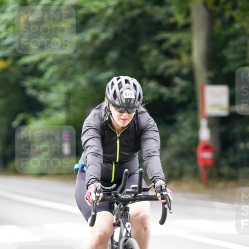 14.09.2025 - Stadtparktriathlon Michael Burmester http://msf.ph/oto/8913464 14.09.2025 11:59:16 Radfahren 970, 978, 1078, 1182 meine-sportfotos.de