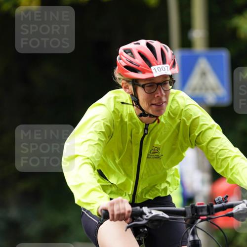 14.09.2025 - Stadtparktriathlon Michael Burmester http://msf.ph/oto/8913476 14.09.2025 11:59:34 Radfahren 1007, 1125, 1178 meine-sportfotos.de