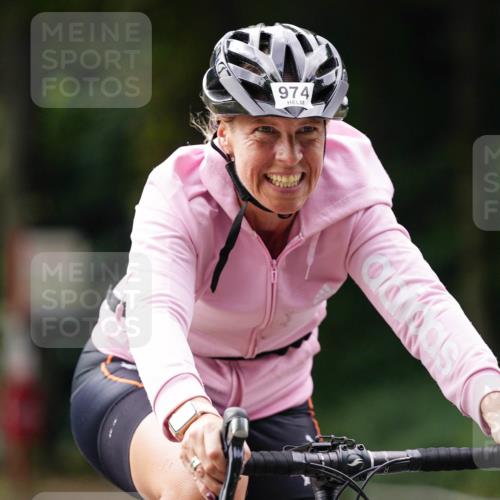 14.09.2025 - Stadtparktriathlon Michael Burmester http://msf.ph/oto/8913513 14.09.2025 12:00:45 Radfahren 962, 974, 994, 1063, 1064 meine-sportfotos.de
