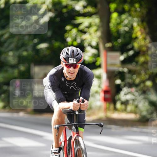 14.09.2025 - Stadtparktriathlon Michael Burmester http://msf.ph/oto/8913533 14.09.2025 12:01:07 Radfahren 1031, 1039, 1041, 1062, 1099, 1176, 1188, 1209, 1220 meine-sportfotos.de