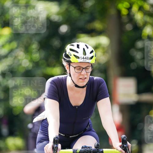 14.09.2025 - Stadtparktriathlon Michael Burmester http://msf.ph/oto/8915905 14.09.2025 13:09:19 Radfahren 1410, 1448 meine-sportfotos.de