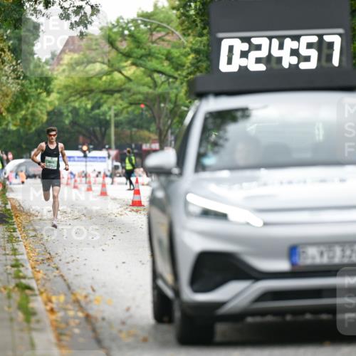 21.09.2025 - PSD Bank Halbmarathon Dr. Thomas Lammeyer http://msf.ph/oto/8916098 21.09.2025 10:24:34 Laufen 4011, 0, 24, 57, 2260 meine-sportfotos.de