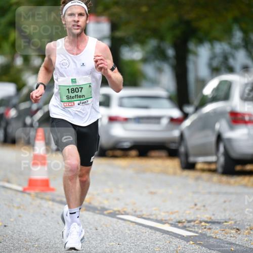 21.09.2025 - PSD Bank Halbmarathon Dr. Thomas Lammeyer http://msf.ph/oto/8916205 21.09.2025 10:26:19 Laufen 1807 meine-sportfotos.de