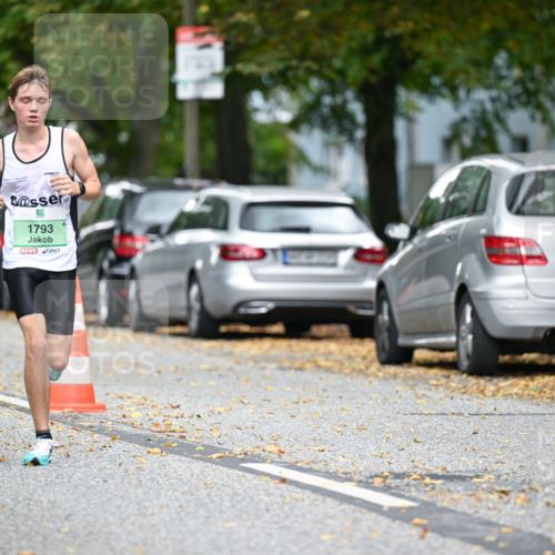 21.09.2025 - PSD Bank Halbmarathon Dr. Thomas Lammeyer http://msf.ph/oto/8916332 21.09.2025 10:28:27 Laufen 1793 meine-sportfotos.de