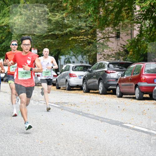 21.09.2025 - PSD Bank Halbmarathon Dr. Thomas Lammeyer http://msf.ph/oto/8916417 21.09.2025 10:28:52 Laufen 1843, 4018, 1439, 1392, 4915 meine-sportfotos.de