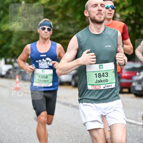 21.09.2025 - PSD Bank Halbmarathon Dr. Thomas Lammeyer http://msf.ph/oto/8916425 21.09.2025 10:28:54 Laufen 1358, 1843, 1392 meine-sportfotos.de