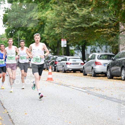21.09.2025 - PSD Bank Halbmarathon Dr. Thomas Lammeyer http://msf.ph/oto/8916457 21.09.2025 10:29:09 Laufen 1799, 1833, 1307, 1306 meine-sportfotos.de