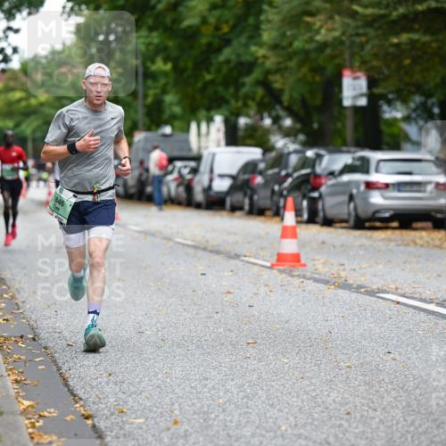 21.09.2025 - PSD Bank Halbmarathon Dr. Thomas Lammeyer http://msf.ph/oto/8916546 21.09.2025 10:29:32 Laufen 1846 meine-sportfotos.de