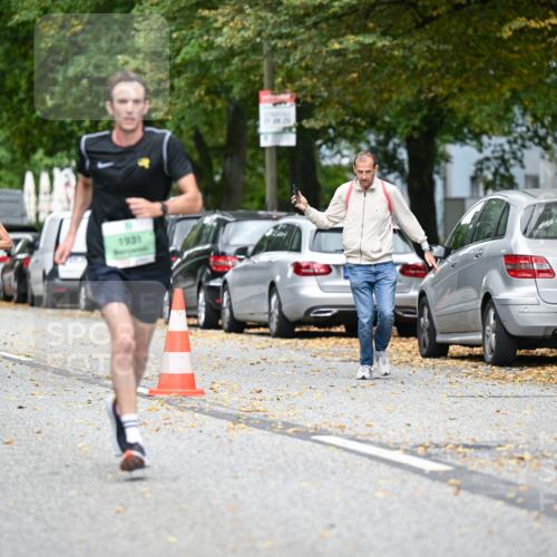 21.09.2025 - PSD Bank Halbmarathon Dr. Thomas Lammeyer http://msf.ph/oto/8916640 21.09.2025 10:30:23 Laufen 1777, 1931 meine-sportfotos.de