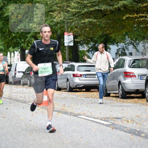 21.09.2025 - PSD Bank Halbmarathon Dr. Thomas Lammeyer http://msf.ph/oto/8916642 21.09.2025 10:30:23 Laufen 1777, 1931 meine-sportfotos.de