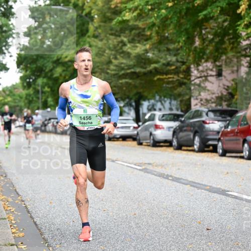 21.09.2025 - PSD Bank Halbmarathon Dr. Thomas Lammeyer http://msf.ph/oto/8916739 21.09.2025 10:30:50 Laufen 1456, 18 meine-sportfotos.de